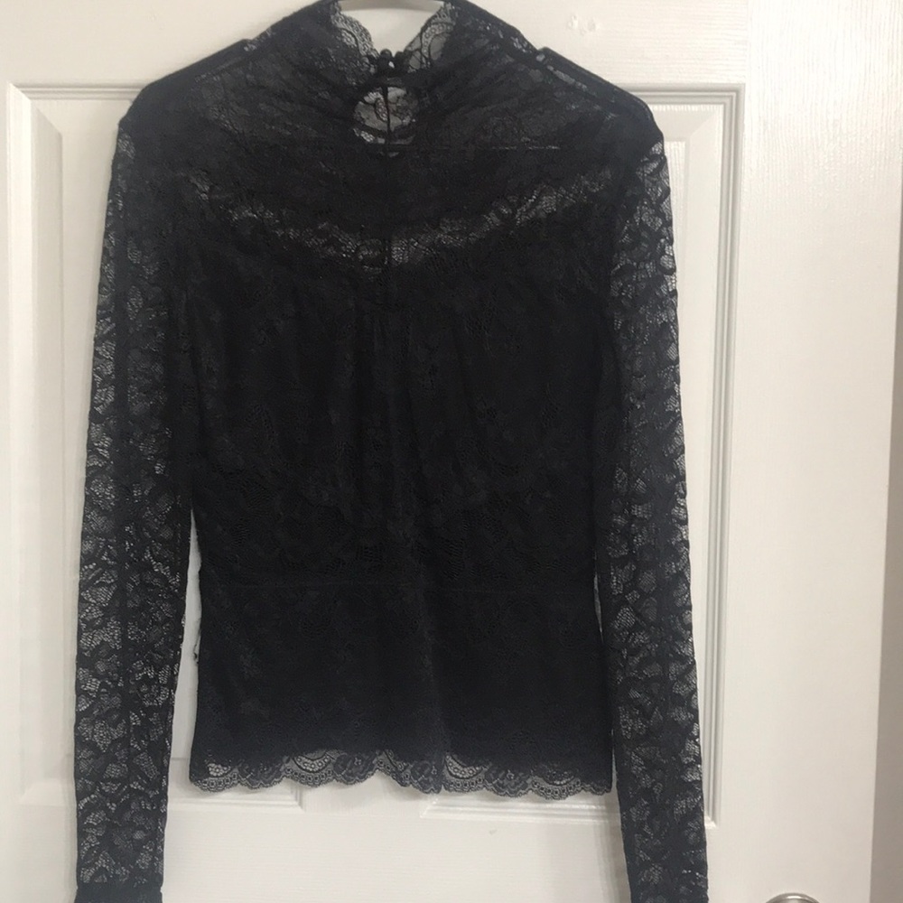 ❤️Bebe lace top❤️